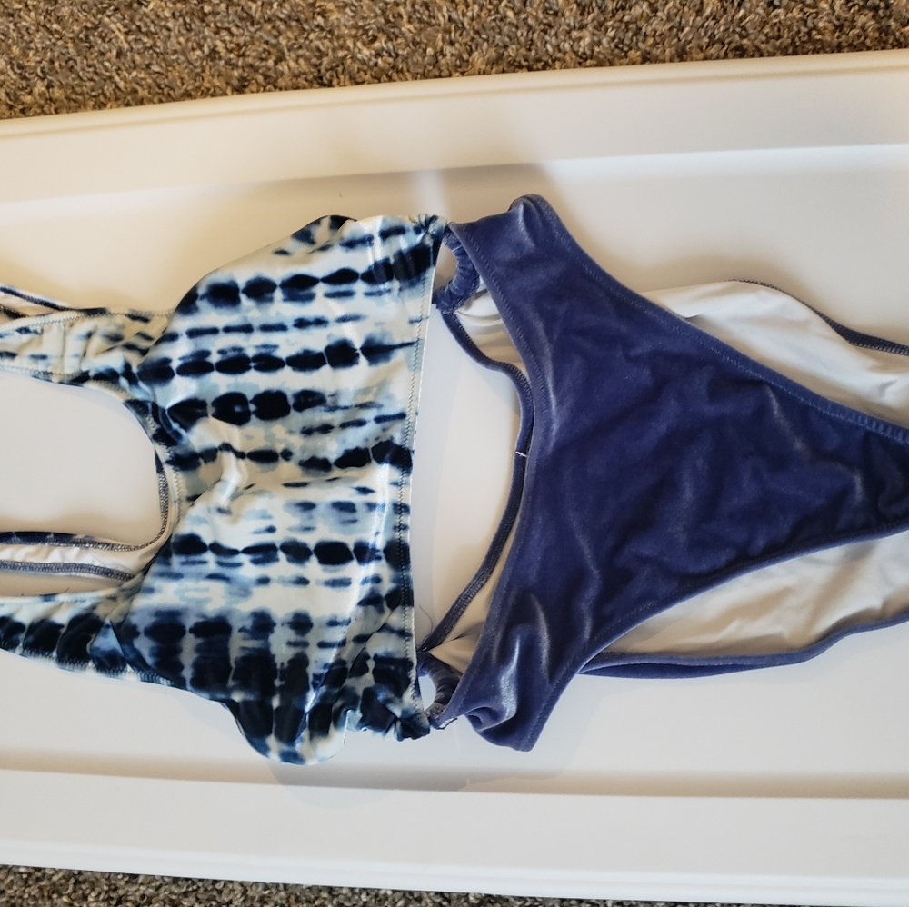 One piece, velvet swim suit